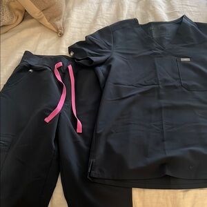 Figs Space Grey Scrub Set with Pink Drawstrings